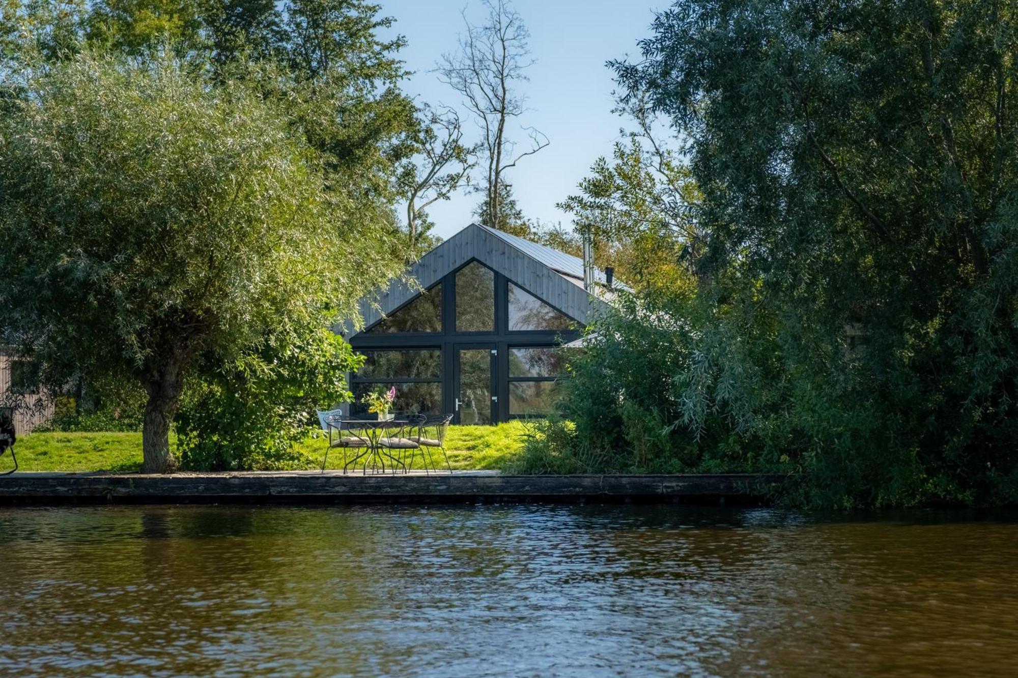 Nes  Pean-Buiten Waterlodges المظهر الخارجي الصورة