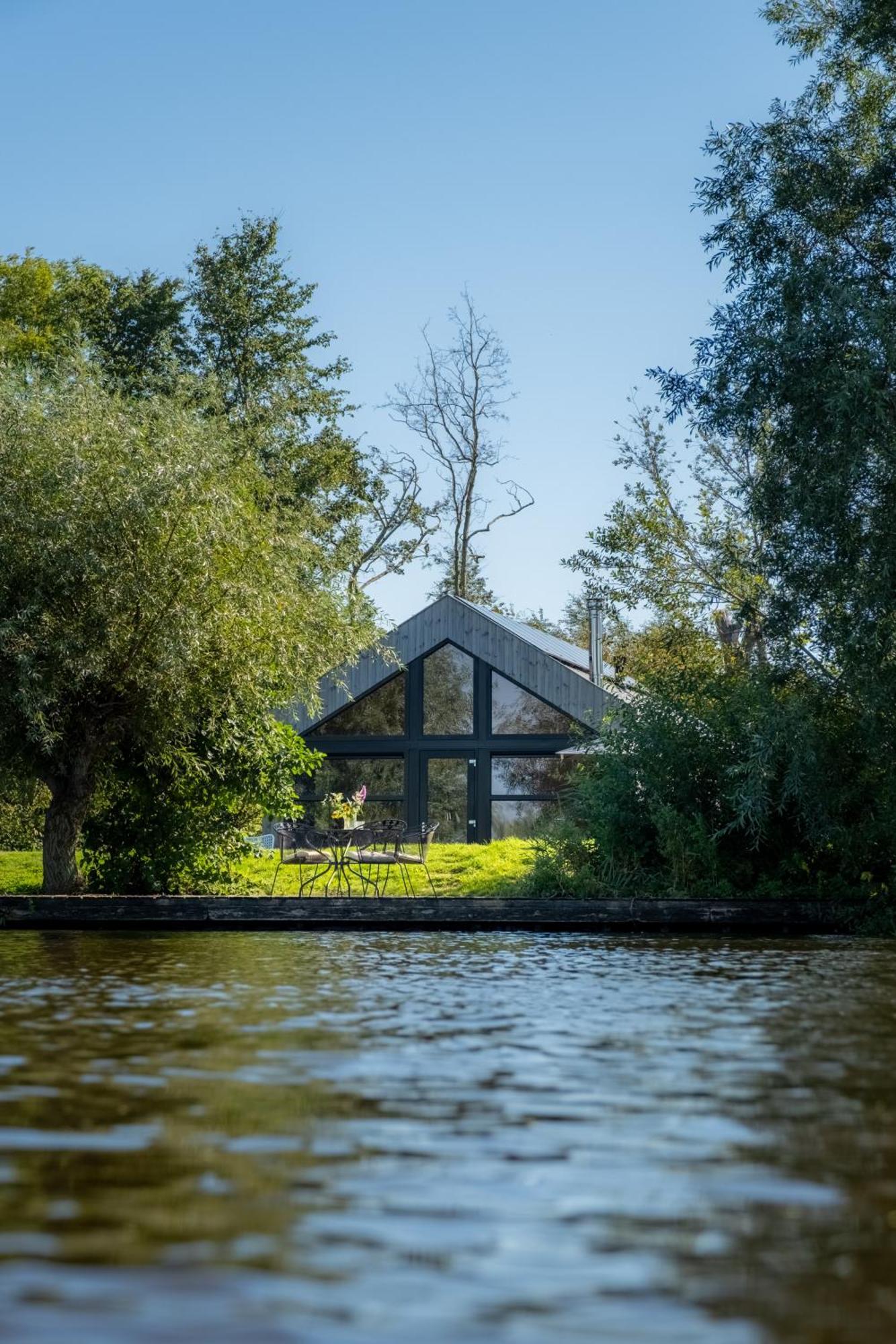 Nes  Pean-Buiten Waterlodges المظهر الخارجي الصورة